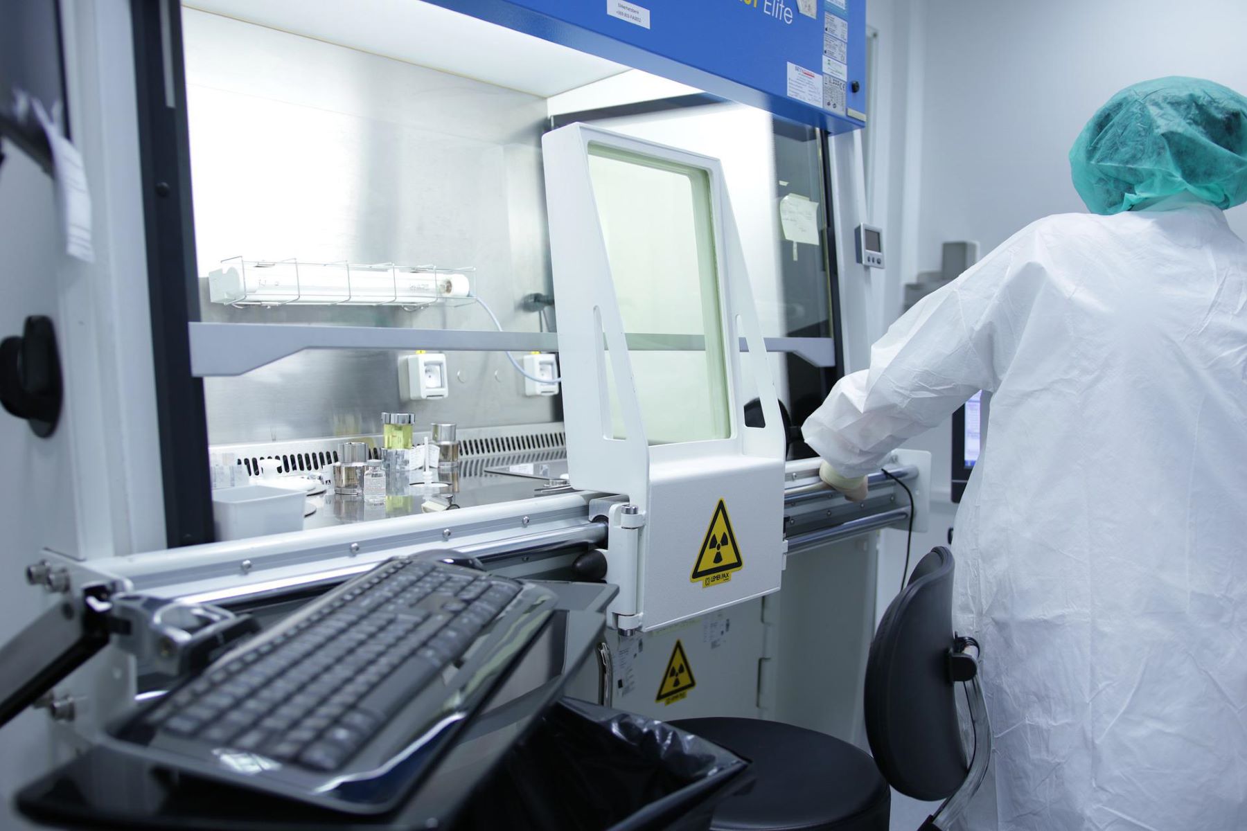 CryoSita team and laboratory